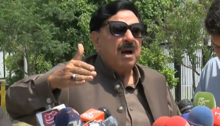 عمران خان کو گرفتار کیا گیا تو لوگ پورے ملک سے نکلیں گے، شیخ رشید