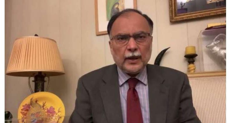 پی ٹی آئی نے چائے والی بات کی سوشل میڈیا پر ٹرولنگ کرائی،احسن اقبال