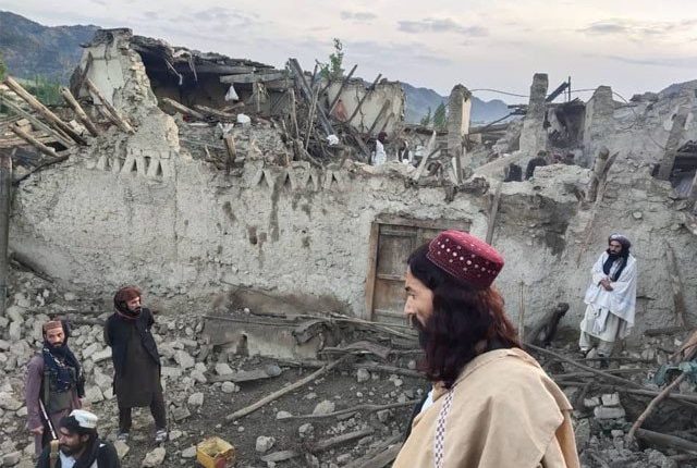 افغانستان میں 6.1 شدت کا زلزلہ، 280 افراد جاں بحق