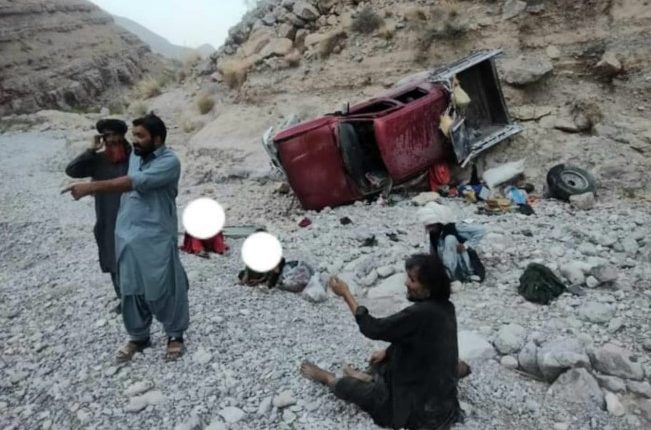 ہرنائی،پانچ میل کے مقام پر پک اپ گاڑی حادثے کا شکار، 15 افراد شدید زخمی