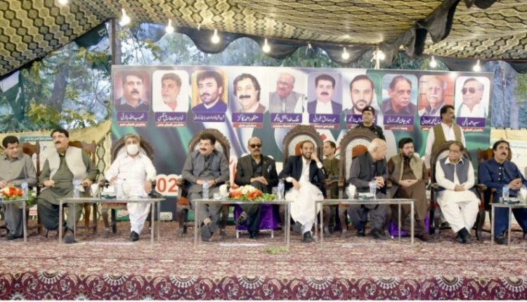 بی اے پی کونسل سیشن، لیلیٰ ترین کے بھائی کو اسٹیج پر نہ چھوڑنے کیخلاف احتجاج
