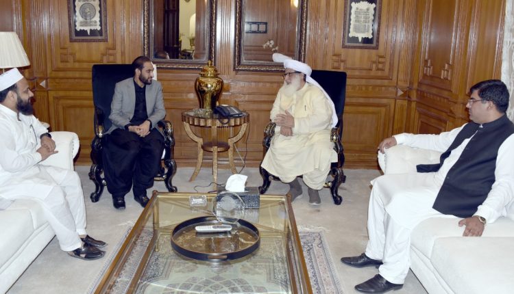 میر عبدالقدوس بزنجو سے جے یو آئی ف کے مولانا عطا الرحمان کی ملاقات