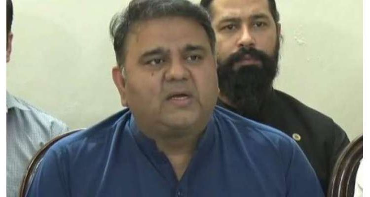 موجودہ حالات میں جو پارٹی چھوڑ کر جائے گا وہ بیوقوف ہی ہو سکتا ہے