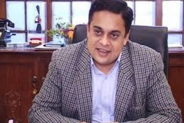 احد چیمہ کا استعفیٰ، حکومت پاکستان سے سخت مایوسی کا اظہار، دل کی بھڑاس نکال دی