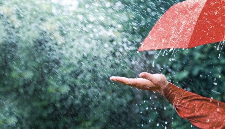 تیز ہوائوں اور گرج چمک کیساتھ بارش ، محکمہ موسمیات نے نئی پیش گوئی کر دی