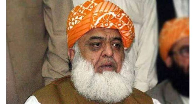 عمران خان اپنی حدود میں رہو، ابھی ہم زندہ ہیں،مولانا فضل الرحمان