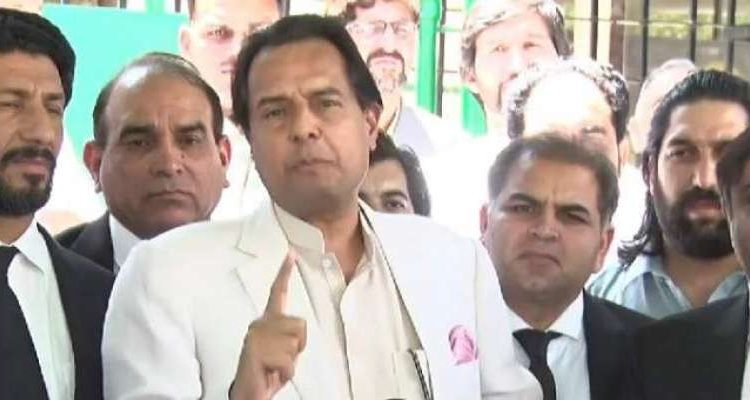 مریم نواز کے شوہر کیپٹن (ر)صفدر بھی کرونا وائرس کا شکار ہو گئے