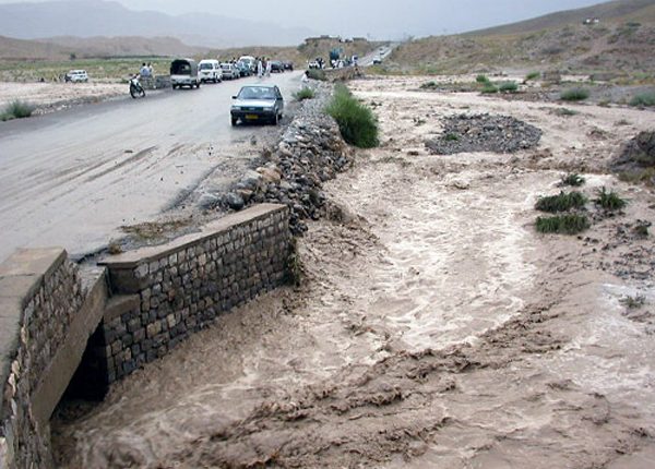 بولان موسلاداربارش کے بعد سیلابی ریلہ ، پانچ کانکن کو بہا کر لے گیا،قومی شاہراہ بند