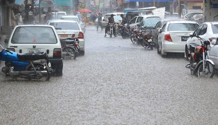 کوئٹہ , طوفانی بارش کے باعث کچے مکانات کی چھتیں گر جا نے سے 2خواتین جاں بحق متعددافراد زخمی