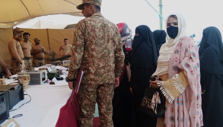 اہلیان گوادر کا افواج پاکستان کے ساتھ ایک یادگار دن