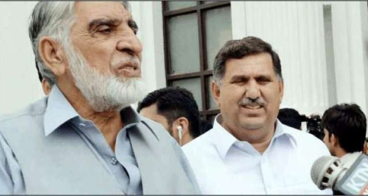 بیٹے کی جے یو آئی میں شمولیت پر پیپلز پارٹی کے رہنما عہدے سے مستعفی ہو گئے