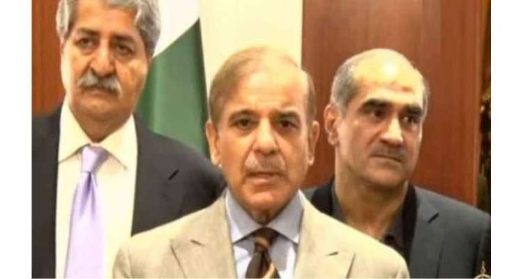 فیول پرائس ایڈجسٹمنٹ ختم کرنے کا اعلان کردیا، قطر پہنچنے پر خصوصی گفتگو