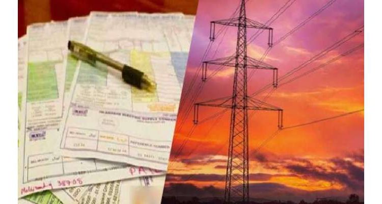 عوام کے لیے بری خبر‘ بجلی 4 روپے 69 پیسے فی یونٹ مزید مہنگی ہونے کا امکان