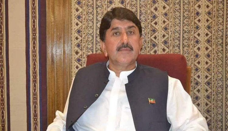 جوڈیشل کمیشن کے قیام کا مخالف تھا، ثناء بلوچ اپنی تقریر میں خود کو حکومت سے دور دکھا رہے ہیں، نصیب اللہ مری