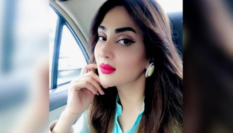 پیسے نہ ہونے کی وجہ سے لنڈے کے استعمال شدہ کپڑے خرید کر پہنتی تھی، معروف پاکستانی اداکارہ کا انکشاف