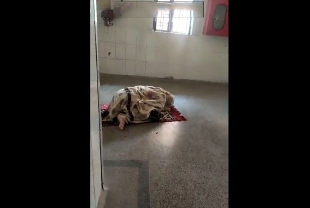 مودی سرکار میں ہندو انتہا پسندوں کا راج، نماز پڑھنے پرخاتون کیخلاف مقدمہ درج