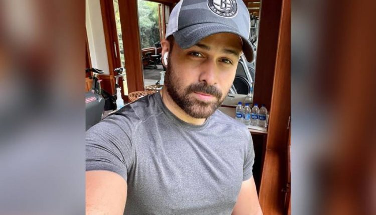 عمران ہاشمی بھی حمائما ملک کے سحر میں مبتلا، پیغام جاری کردیا