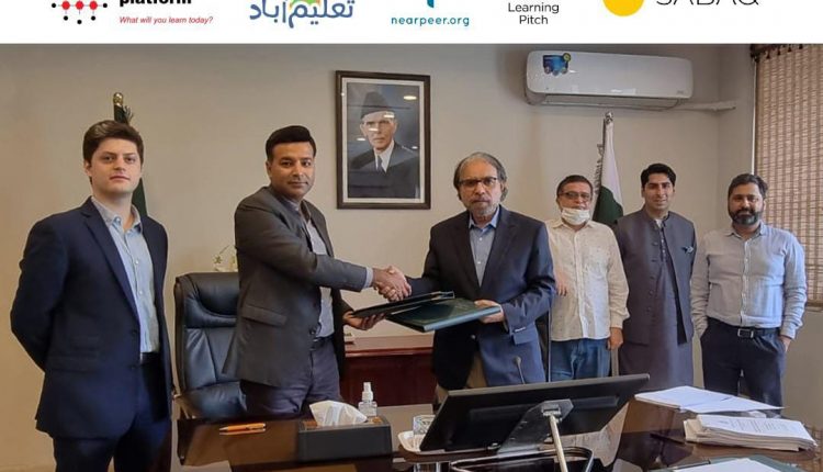 وفاقی وزارت تعلیم (MoFEPT) نے ٹیلی ویژن، ڈیجیٹل چینلز پر K-12 مواد نشر کرنے کے معاہدے پر دستخط کردیئے