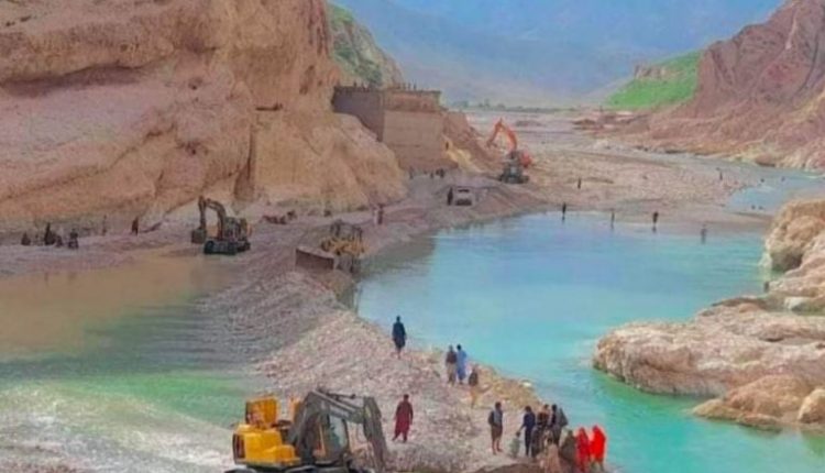 بولان میں قومی شاہراہ اور پنجرہ پل بحال نہ ہوسکا، زمینی راستہ 9روز سے معطل