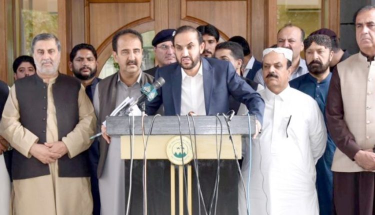 JUI کو حکومت میں شامل ہونے کی دعوت، پارٹی پوزیشن کے مطابق وزارتیں دی جائیں گی،قدوس بزنجو