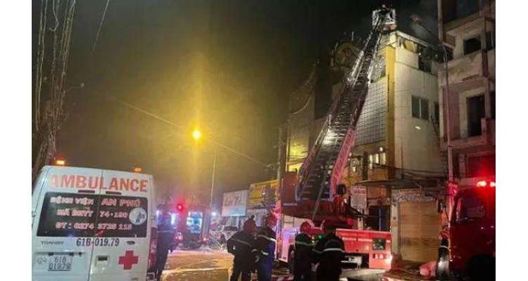 ویتنام کے شراب خانے میں آگ بھڑک اُٹھی