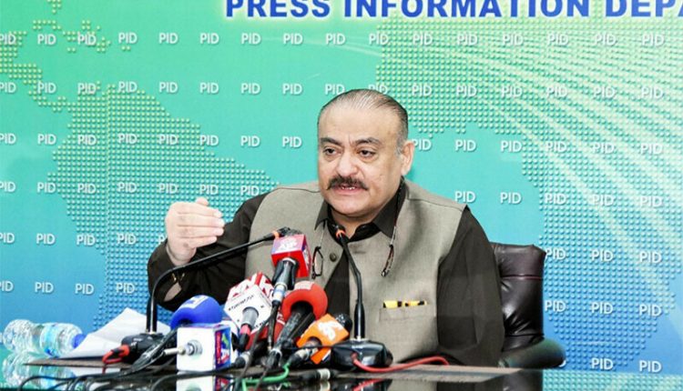 وزیر نے فارماسیوٹیکل کمپنیوں کو خبردار کیا کہ کوئی بھی ‘بلیک میلنگ’ کا حربہ ان پر کام نہیں کرے گا۔