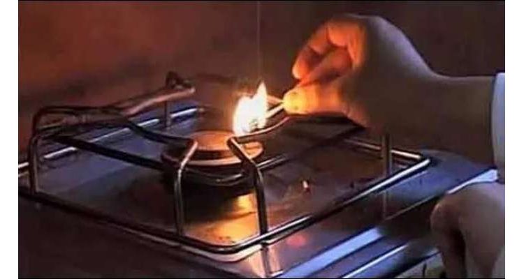 موسم سرما میں ممکنہ گیس بحران سے کیسے نمٹا جائے؟ حکومت کا نیا امتحان