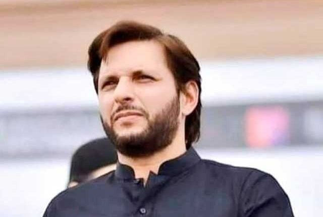 بابراعظم پرتنقید، شاہد آفریدی حمایت میں بول پڑے