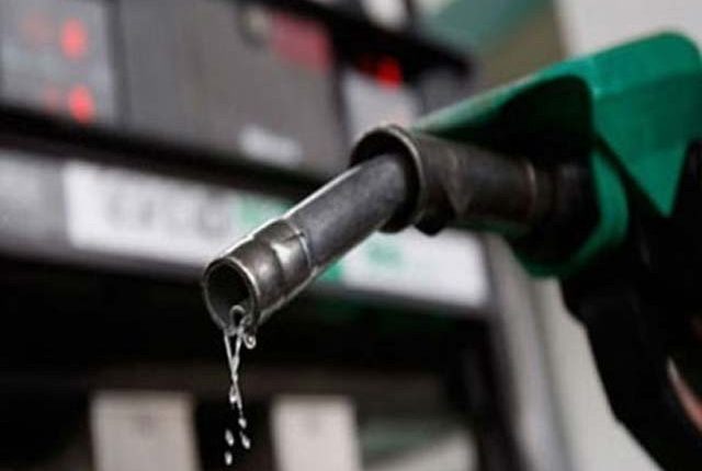 حکومت کا پیٹرول کی قیمت برقرار رکھنے کا فیصلہ