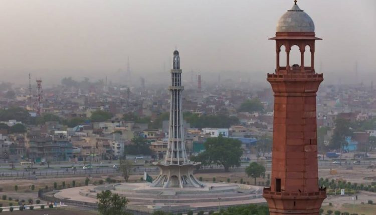 لاہور میں آلودگی برقرار،سموگ بڑھنے سے بیماریاں پھیلنے کا خطرہ