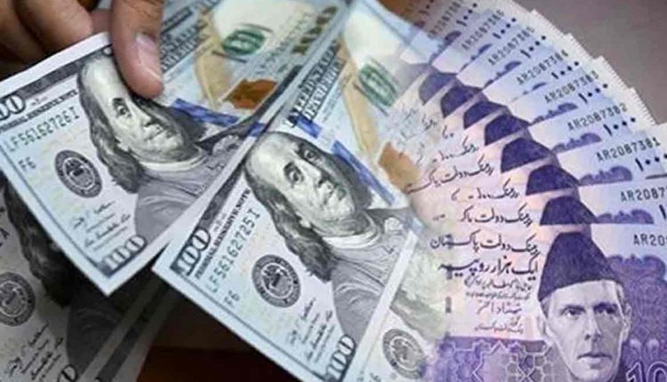 روپے کی بے قدری کا سلسلہ جاری