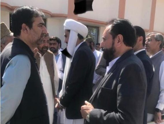 مسٹر مارک بریسٹو۔ کو ضلع چاغی نوکونڈی آنے پر خوش آمدید کہتے ہے،ملک دلمراد حسنی