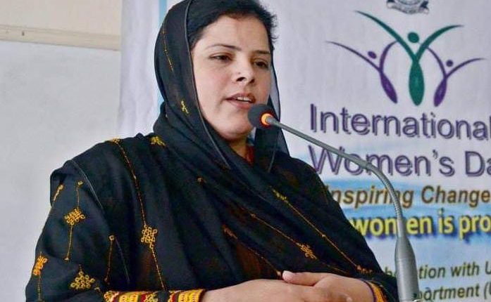 نیشنل پارٹی خواتین کو فیصلہ سازی کے عمل میں شامل کرنے کو شعوری سیاست کا حصہ سمجھتی ہے، یاسمین لہڑی