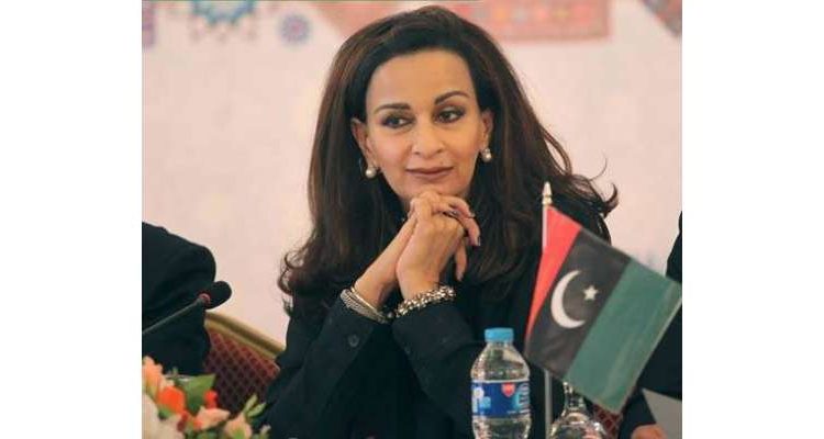 عمران خان کے کارکنان سے حلف لینے پر شیری رحمان کی تنقید