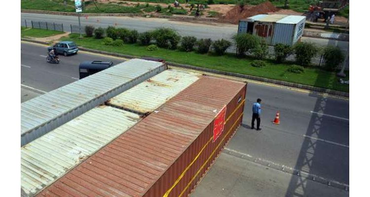 پی ٹی آئی کا ممکنہ لانگ مارچ، ضلعی انتظامیہ نے تیاریاں شروع کر دیں