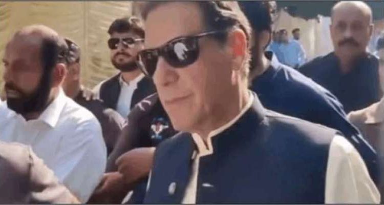 عمران خان نے ممنوعہ فنڈنگ کیس میں ضمانت قبل از گرفتاری کی درخواست دائر کر دی