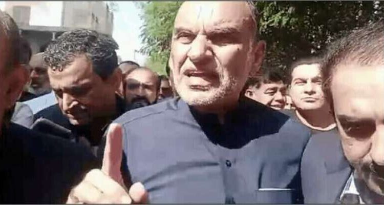 اسلام آباد کی سیشن عدالت نے سینیٹر اعظم سواتی کو جوڈیشل ریمانڈ پر جیل بھیج دیا