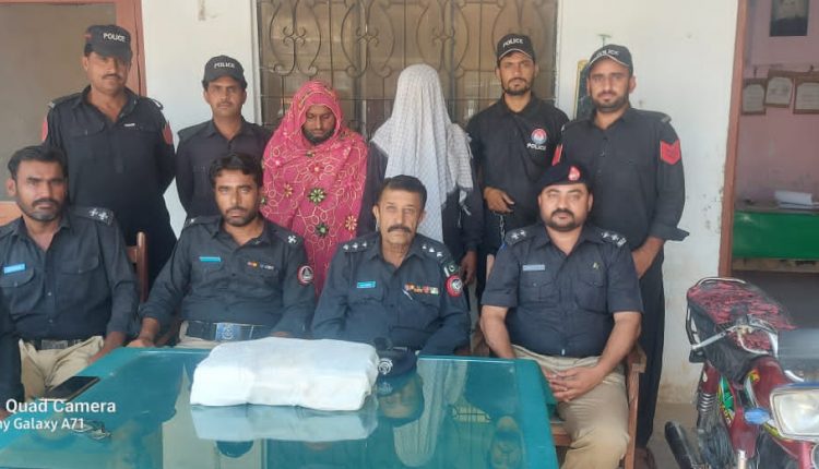 پولیس سمگلروں کی پشت پنائی کرنے والوں کے خلاف کاروائی شروع کر دی ہے