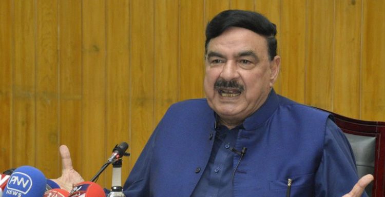 اہم تعیناتی سے پہلے عمران خان پر قاتلانہ حملہ سنگین ترین سازش کی کڑی ہے، شیخ رشید