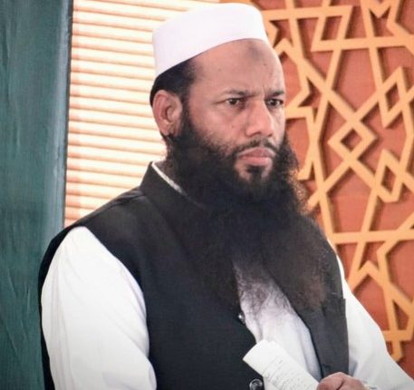 سیاست دان بات چیت سے مسائل حل کریں. مفتی محمد یوسف کشمیری