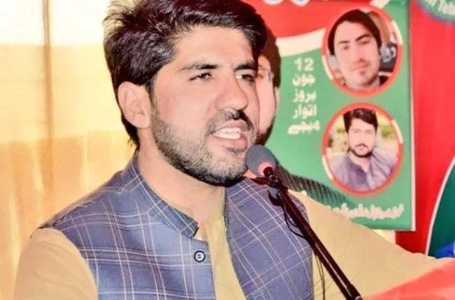 یہ قوم اب جاگ چکی ہے عمران خان نے خوف کے بت توڑ دئیے ہیں، موت کے ڈر سے اب کوئی نہیں سر کر بیٹھے گا،اسرار خان کاکڑ