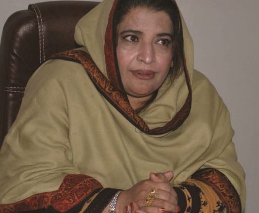 بھکاری نے ملکی وقار اتنا خراب کیا کہ سعودی شہزادہ کو دورہ ملتوی کرنا پڑا، منورہ منیر بلوچ