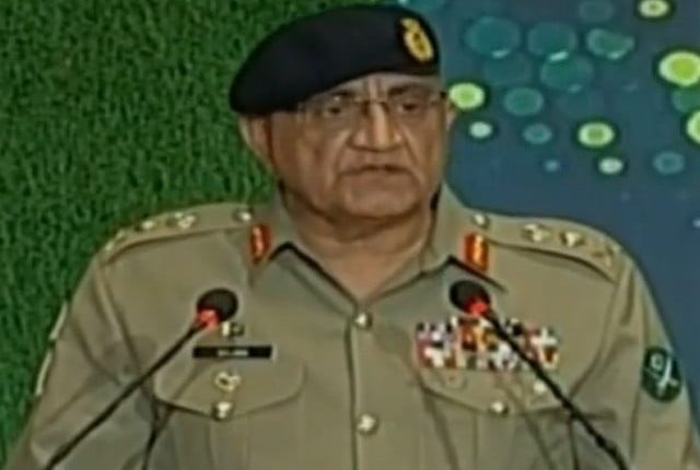 شکست قبول کرنیکا حوصلہ پیدا کرنا ہوگا تاکہ امپورٹڈ یا سلیکٹڈ نہیں الیکٹڈ حکومت آئے، جنرل قمر جاوید باجوہ