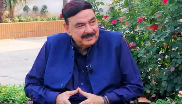560 قومی اور صوبائی ارکان اسمبلی کے مستقبل کا فیصلہ آج عمران خان کریں گے