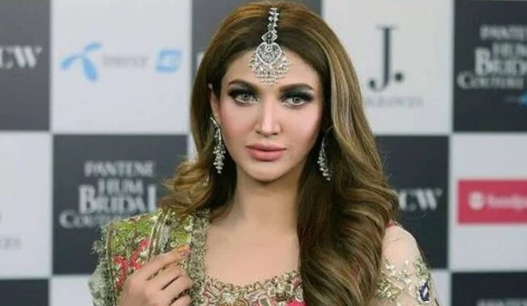 کوئی مرد وفادار نہیں ہوتا، اداکارہ ثنا کا خواتین کو امیروں سے شادی کا مشورہ