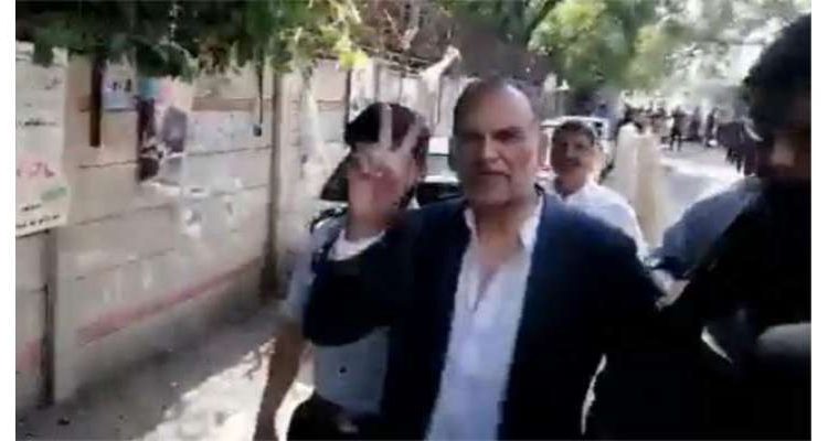 اعظم سواتی کا قومی شناختی کارڈ اور پاسپورٹ معطل کرنے کا فیصلہ