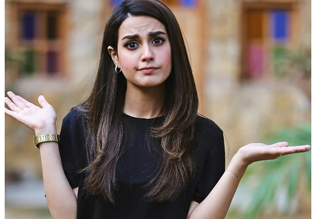 شوٹنگ کے آغاز پر ساتھی اداکار نے بسم اللہ پڑھنے سے روک دیاتھا، اقراء عزیز کا انکشاف