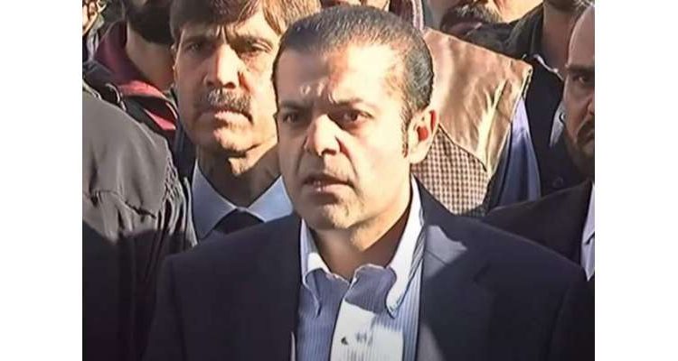 عمران خان سائفر کا ڈرامہ رچانے کے بعد امریکیوں کے پاؤں پڑ گئے