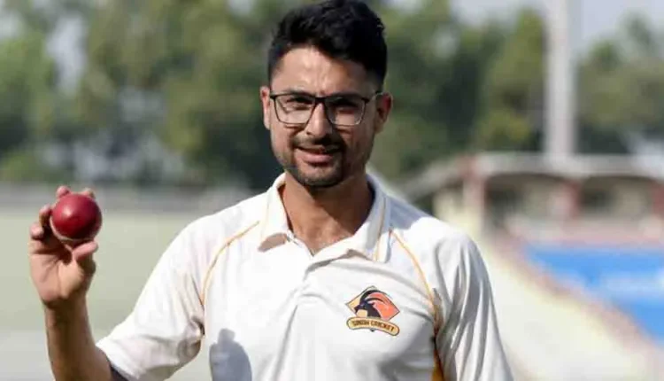 ملتان ٹیسٹ ، ابرار احمد نے پانچویں گیند پر ہی پہلی انٹرنیشنل وکٹ حاصل کرلی