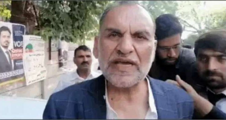 کوئٹہ کی مقامی عدالت نے سینیٹر اعظم سواتی پر درج تمام مقدمات ختم کردئیے